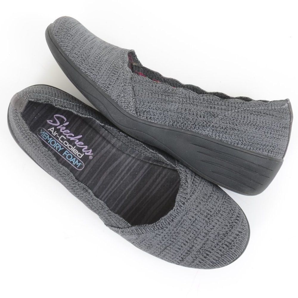 Skechers Scallop Collar Skimmer Black Slip On Round Toe Wedges Women Sz 9 Comfy